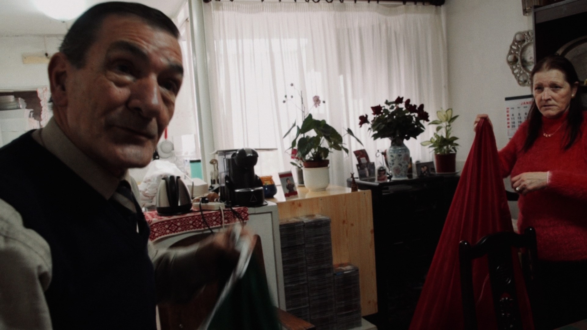 Still de "Vizinhos" de Cândida Pinto – Bairro da Bouça, Porto: Maria Amélia e José Castro