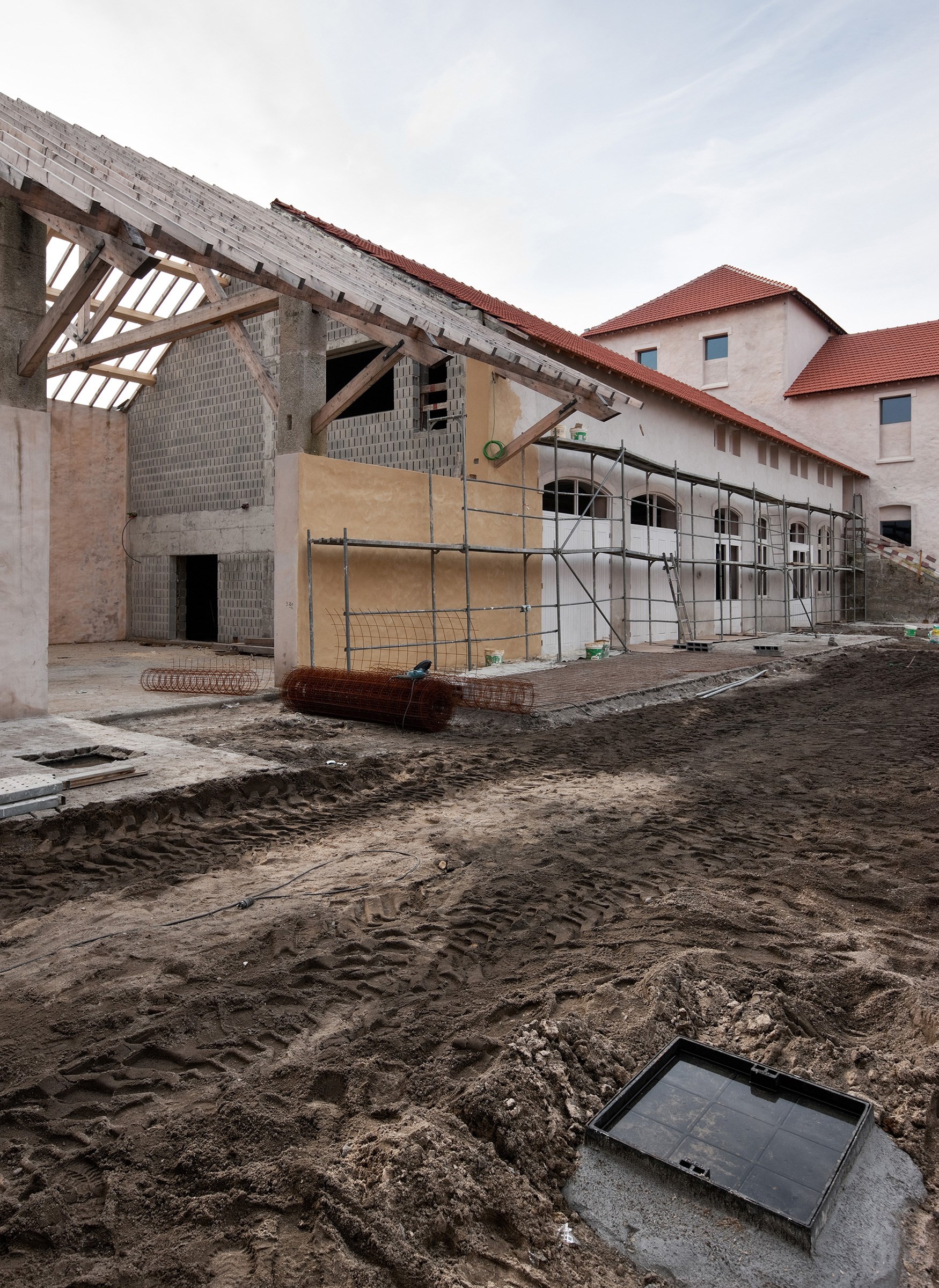 Armazém em obra (actual Orquestra Jazz de Matosinhos) © Luís Ferreira Alves