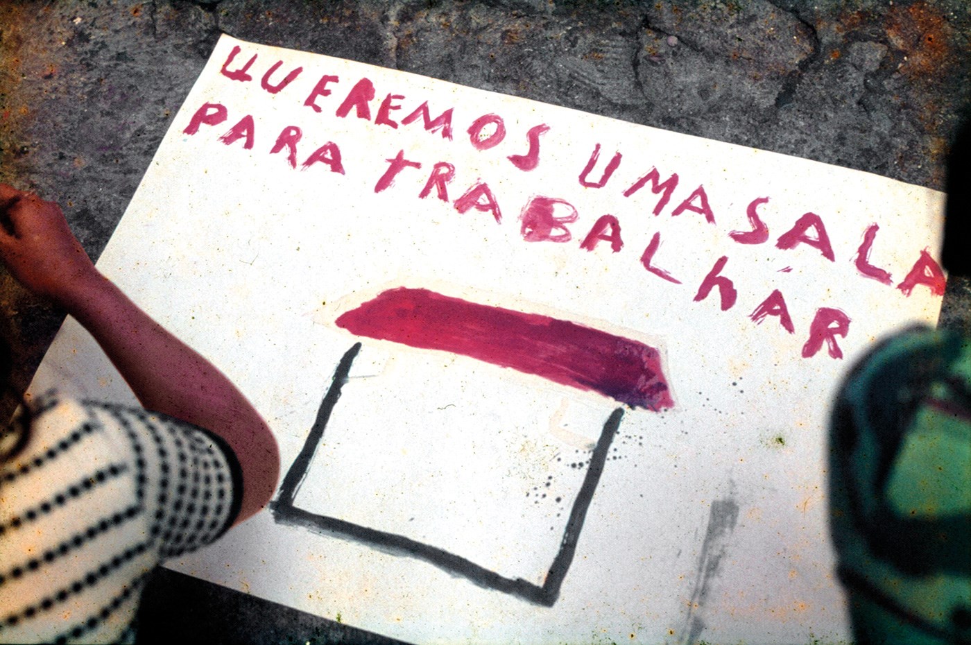 “Residência artística” com crianças do bairro Pena Ventosa, Porto, 1977
© Elvira Leite